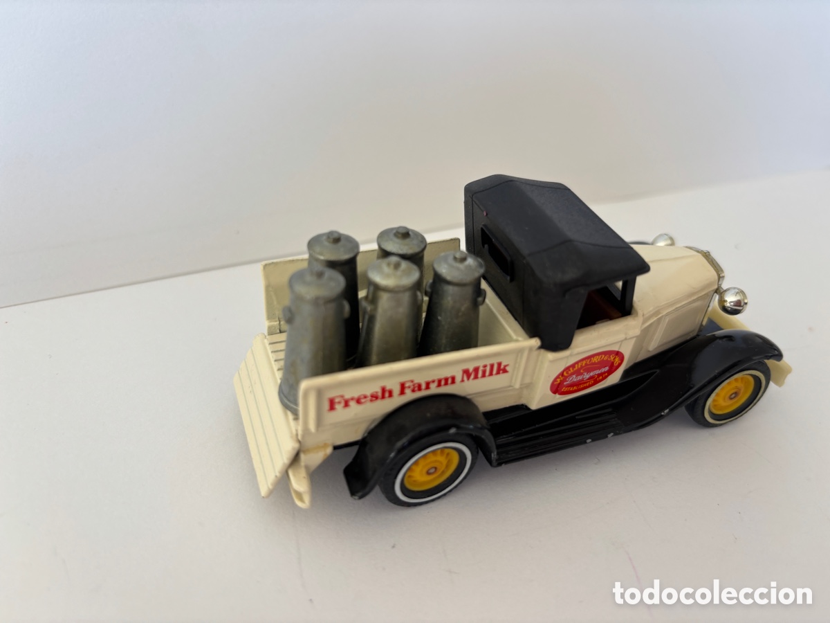 Coches a escala Matchbox: Coche Ford Matchbox lechera - Foto 2