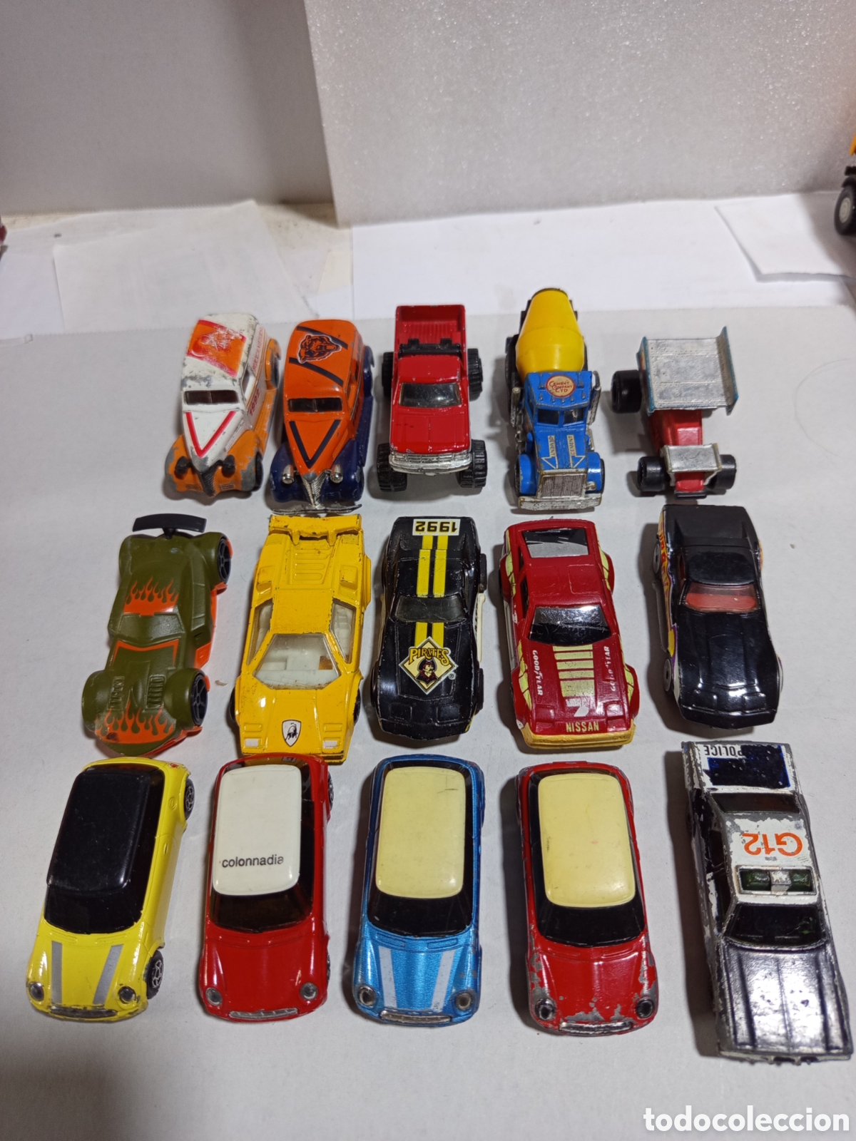 Coches a escala Matchbox: 15 coches en miniatura Matchbox - Foto 1