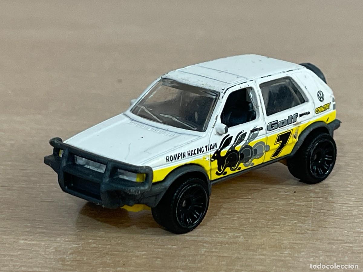 Coches a escala Matchbox: 834- Antiguo coche Matchbox '90 VOLKSWAGEN GOLF Blanco Mattel 2016 Made in Thailand die-cast metal