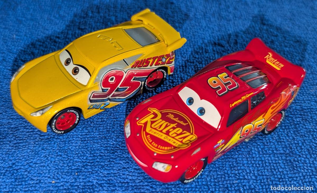 Coches a escala Matchbox: Rayo McQuuen - Cruz Ramirez - Cars 3 - Disney/Pixar - Mattel (2017)