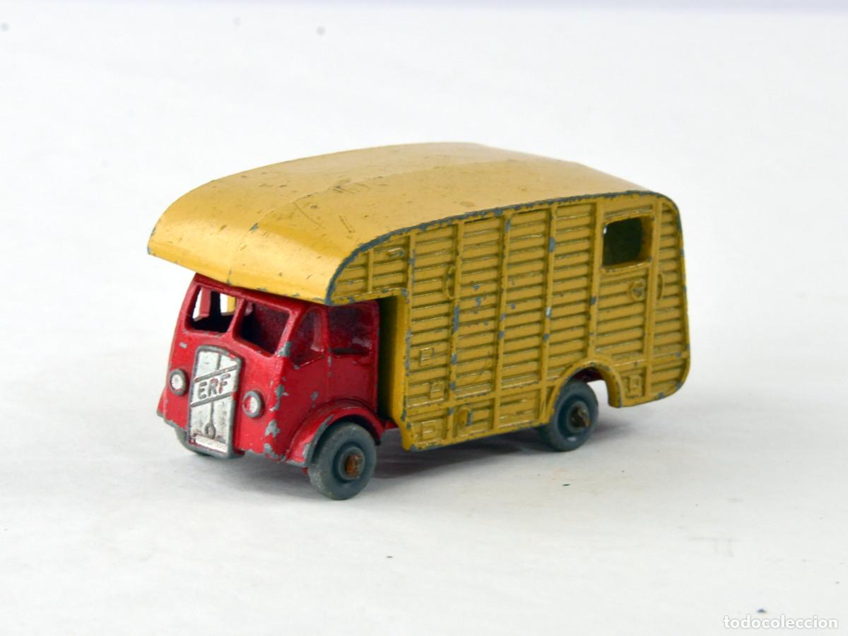 Coches a escala Matchbox: Matchbox N&ordm; 35 Marshall Horse Box Made in England by Lesney