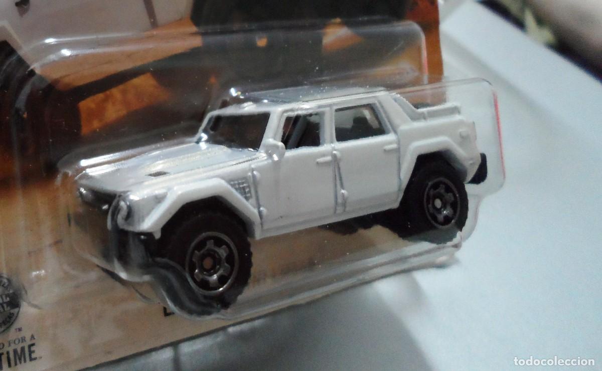 Coches a escala Matchbox: Lamborghini LM002 Blanco de Matchbox - Foto 3