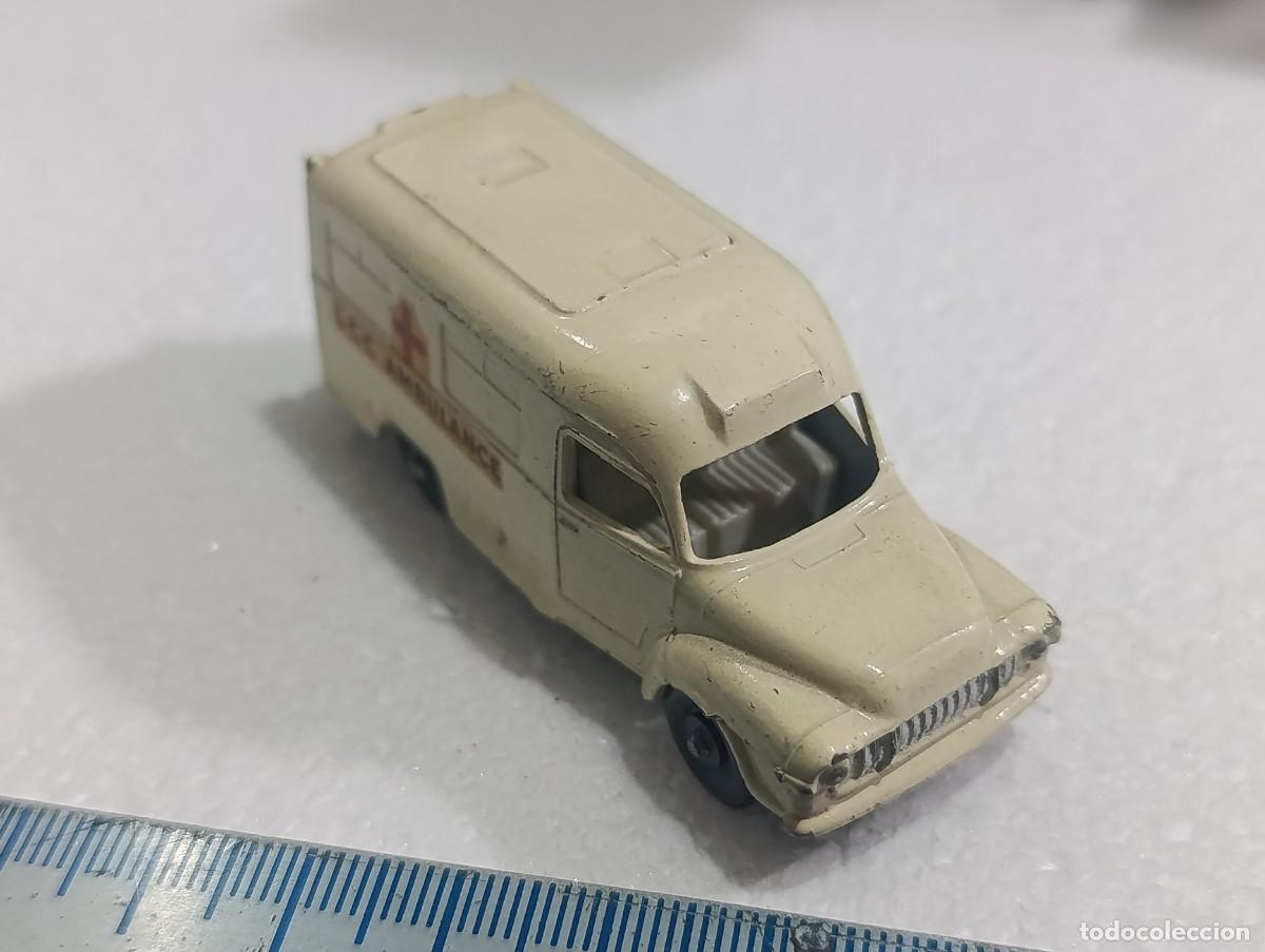 Coches a escala Matchbox: LOMAS AMBULANCIA - LESNEY - MATCHBOX - ( ) - COCHE