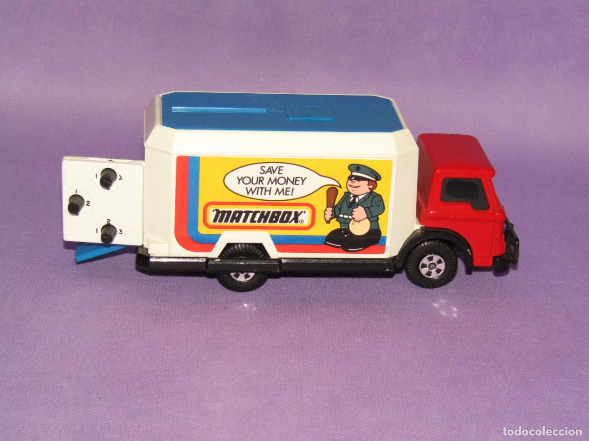Coches a escala Matchbox: Cami&oacute;n Blindado FORD con Hucha y Caja Fuerte de MATCHBOX Super King de LESNEY 1978 Made in England