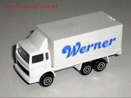 Coches a escala: Cami&oacute;n Werner, fabricado en metal y pl&aacute;stico, esc. aprox. 1/100. Majorette, a&ntilde;os 80.