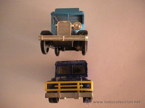 Coches a escala: dos coches corgi y majorette - Foto 2