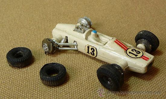 Coches a escala: AUTOMOVIL METALICO, BOLIDO FERRARI F1, GUISVAL, ESPA&Ntilde;A