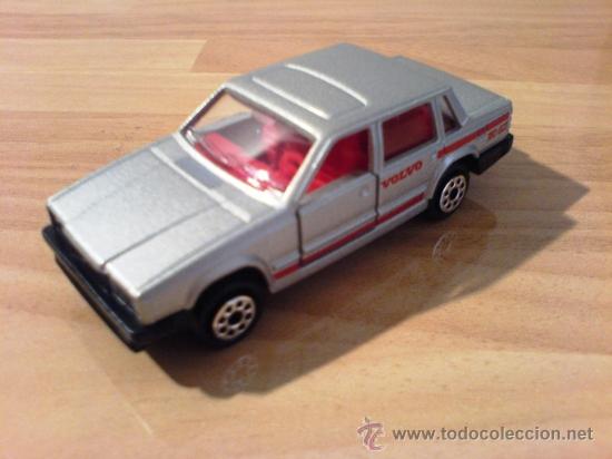 majorette volvo 760