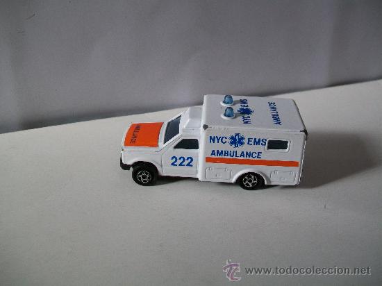 Coches a escala: Ambulancia MAJORETTE. N&ordm; 255 scala 1/60
