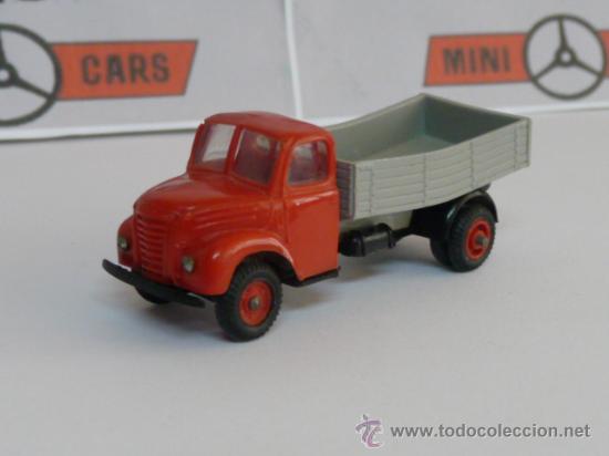 Coches a escala: CAMION EBRO CAJA - ANGUPLAS 1/86 - Foto 1