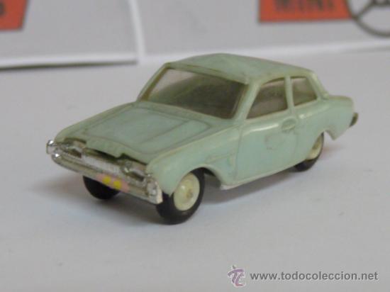 Coches a escala: FORD TAUNUS - ANGUPLAS N&ordm; 75 - Foto 1