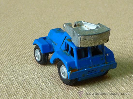 Coches a escala: CAMION, MAQUINA OBRAS, GUISVAL, CON FALTA
