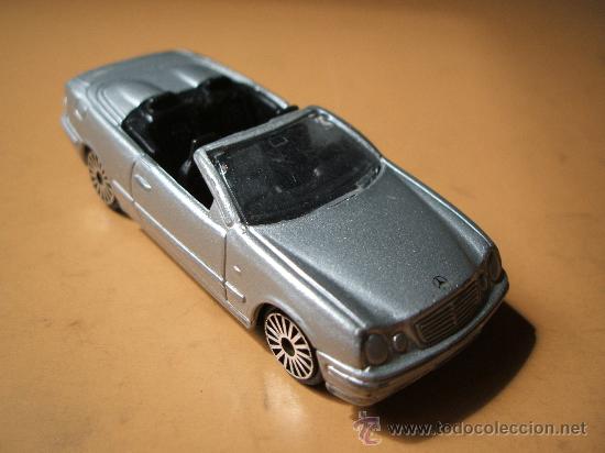 Coches a escala: MERCEDES CLK CABRIO MAISTO,ESCALA1/64 APROX,