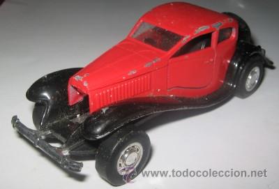 COCHE CL&Aacute;SICO MET&Aacute;LICO 