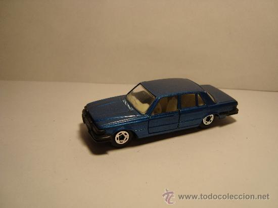Voitures &agrave; l'&eacute;chelle: MERCEDES 450 SEL DE LA MARCA MINI MIRA 1,64