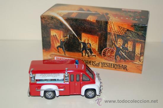 Modellautos: CAMION DE BOMBEROS MATCHBOX - DODGE ROUTE VAN