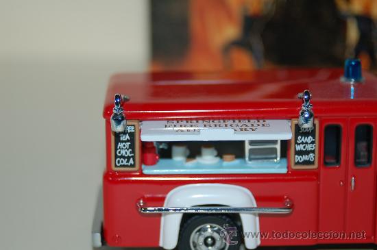 Coches a escala: CAMION DE BOMBEROS MATCHBOX - DODGE ROUTE VAN - Foto 4