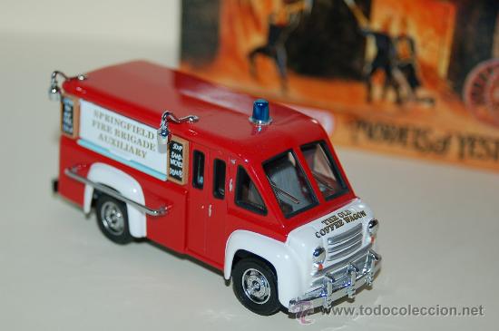 Coches a escala: CAMION DE BOMBEROS MATCHBOX - DODGE ROUTE VAN - Foto 5