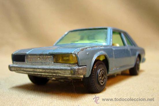 Coches a escala: COCHE SEDAN, FIAT 130, FABRICADO POR GUISVAL, ESCALA 1:37, SERIE SCORPION, CON FALTAS