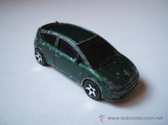 Coches a escala: citroen c4, marca majorette, escala 1:64 aprox