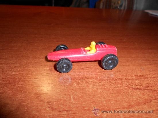 Coches a escala: ANTIGUO COCHE  DE PL&Aacute;STICO