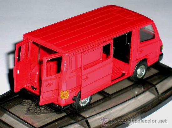 Coches a escala: Furgoneta Mercedes MB 100, metal esc. 1/50, AHC Pilen, original a&ntilde;o 1992. A estrenar