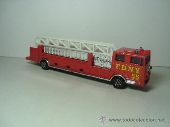 Coches a escala: CAMION BOMBEROS ESCALERA LARGA MAJORETTE 1,64