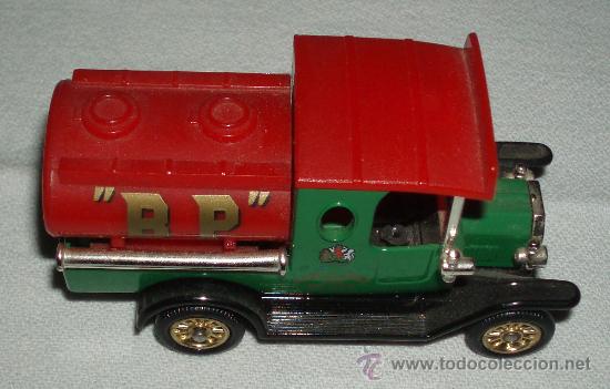 Coches a escala: camion de reparto casa Corgi modelo T Ford tanker