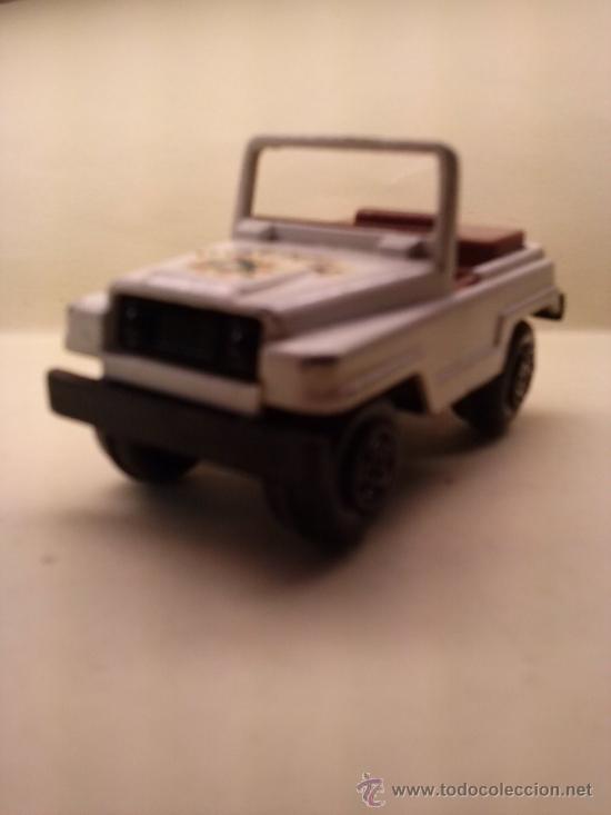Coches a escala: todo terreno guisval