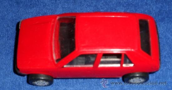 Coches a escala: Peugeot 205 - Gozan