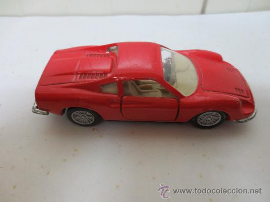 Coches a escala: FERRARI DINO. MAISTO 1 / 36