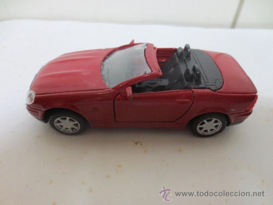 Coches a escala: MERCEDES BENZ SLK 230. MAISTO. 1 / 35