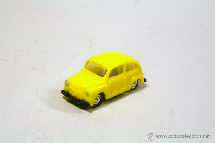 Miniature 1/87 Citroën SEAT 600 + Caravane - Jouet Collection Micro Toy Toyeko, Parfait Diorama
