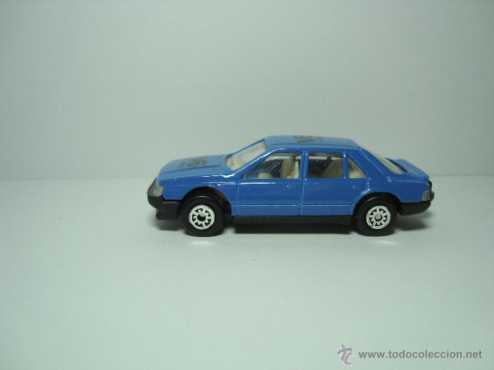 Coches a escala: RENAULT 25 DE MAISTO - Foto 2
