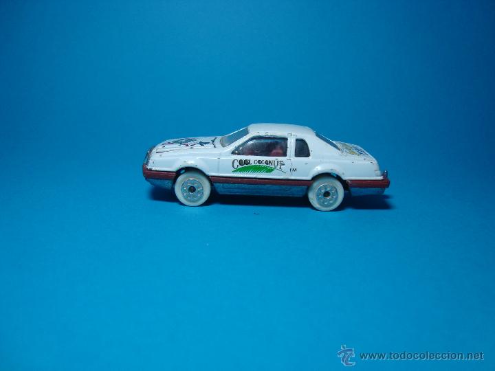 Modellautos: FORD THUNBERBIRD PROMOCIONAL COOL COCONUT DE MAJORETTE 1,64