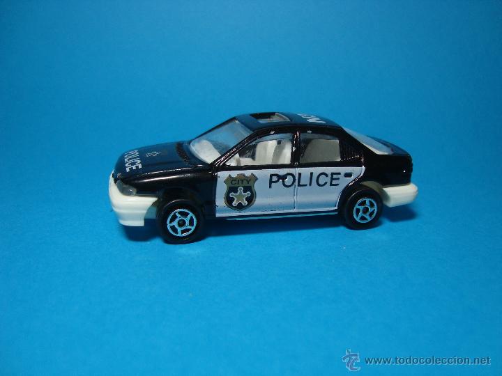 Coches a escala: FORD MONDEO DE MAJORETTE 1,64 - Foto 2