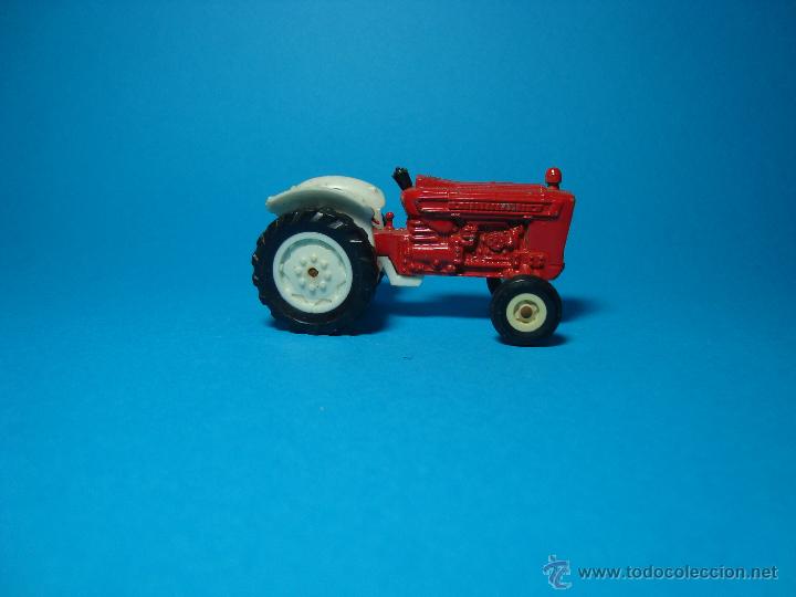 Coches a escala: ANTIGUO TRACTOR FORD MAJORETTE.MUY RARO.1,64
