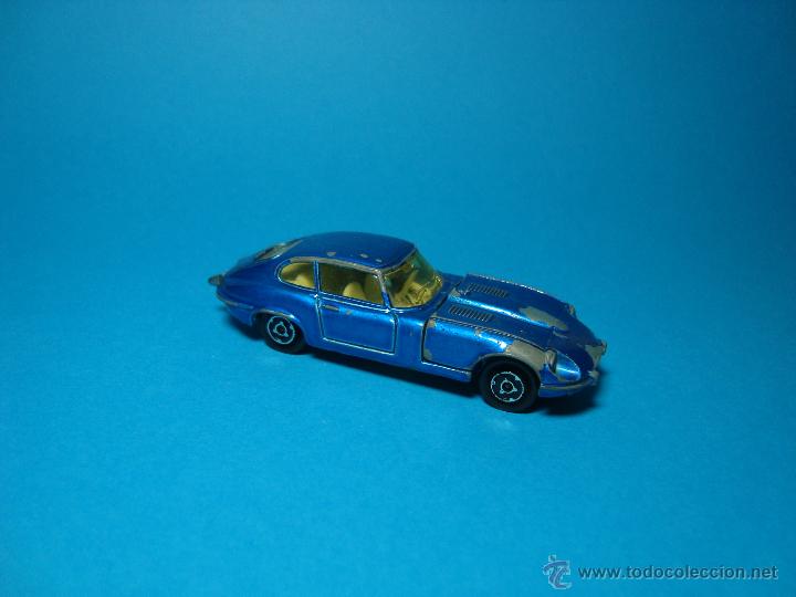 Coches a escala: ANTIGUO JAGUAR E TYPE DE MAJORETTE 1,64