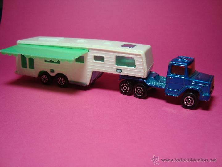 Coches a escala: AUTOCARAVANA CAMPER CAMPING DE LUXE MAGIRUS DEUTZ CON REMOLQUE DE MAJORETTE 1,64
