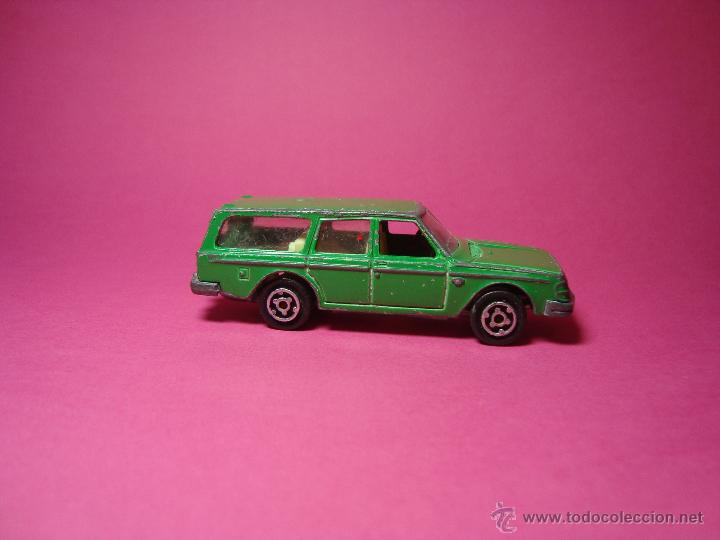 Coches a escala: ANTIGUO VOLVO 245 DE MAJORETTE 1,64 - Foto 2