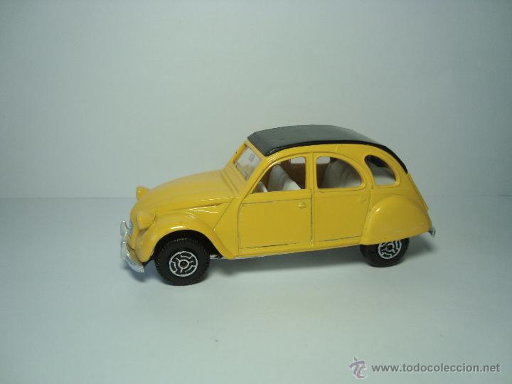 Coches a escala: PRECIOSO CITROEN 2 CV DE GUISVAL ESCORPION MIRA BUENO
