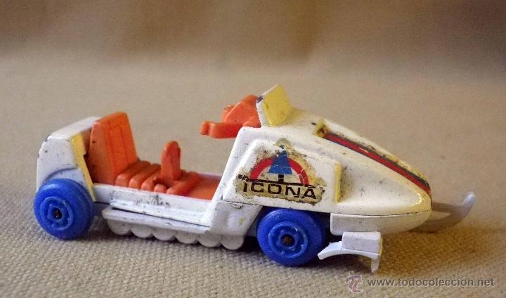 Coches a escala: COCHE METAL, GUISVAL, MOTO DE NIEVE, 8 X 3 X 2.5 CM