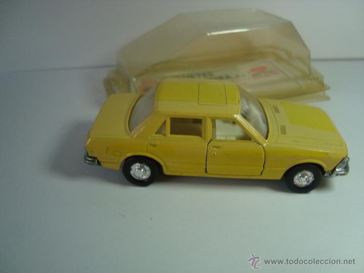 Modellautos: FORD GRANADA DE LA MARCA MIRA 1,64 CON SU CAJA BLISTER PRIMERA SERIE