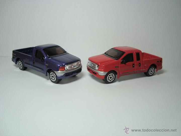 Carros em escala: LOTE 2 FURGONETA PICK UP FORD F100 DIFERENTES MARCA REALTOY ESCALA 1.64