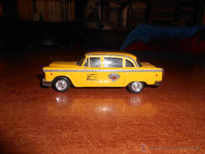Coches a escala: COCHE MET&Aacute;LICO: TAXI CHECKER DE NEW YORK (VER DESCRIPCI&Oacute;N)