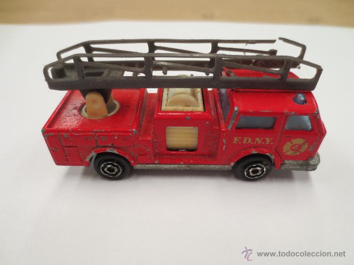 Coches a escala: camion de bomberos majorette