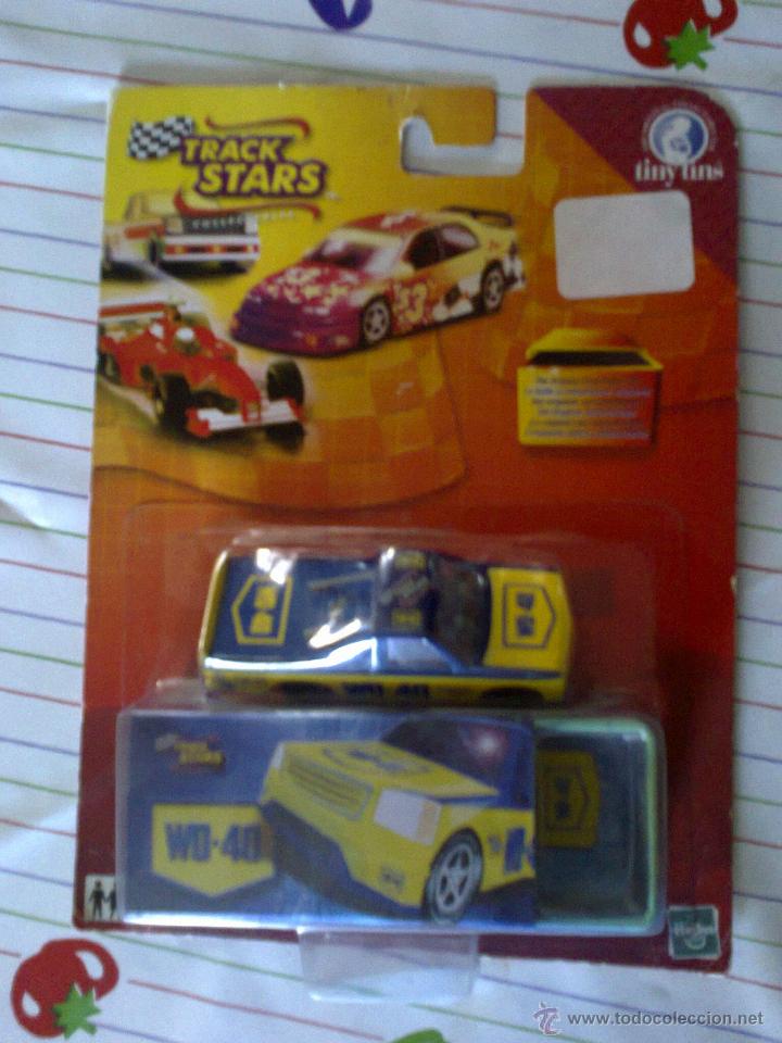 Coches a escala: 2002 HASBRO / TINY TINS coleccion TRACK STARS - Furgo / PickUp WD40 UTE con caja lata garaje #4008