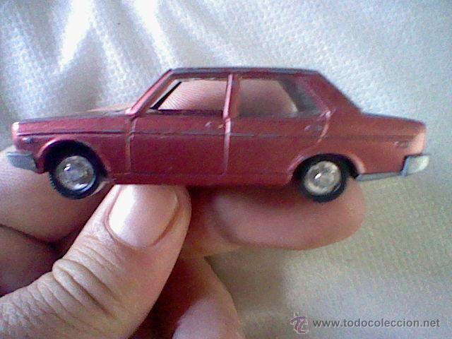 Auto in scala: SEAT 131 E MADE  IN SPAIN MIRA REF 148 CHASIS METAL