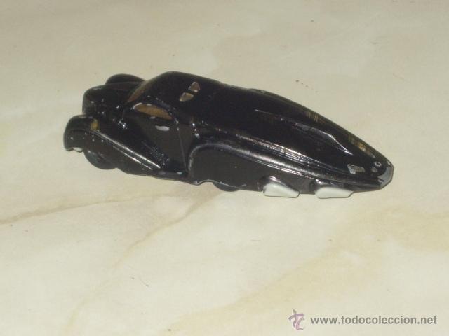Coches a escala: COCHE DE BATMAN MATTEL 2004,FUNCIONA CON 2 PILAS PEQUE&Ntilde;AS. - Foto 3