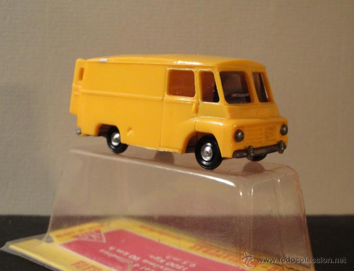 Coches a escala: Austin Sava de Eko - Foto 1
